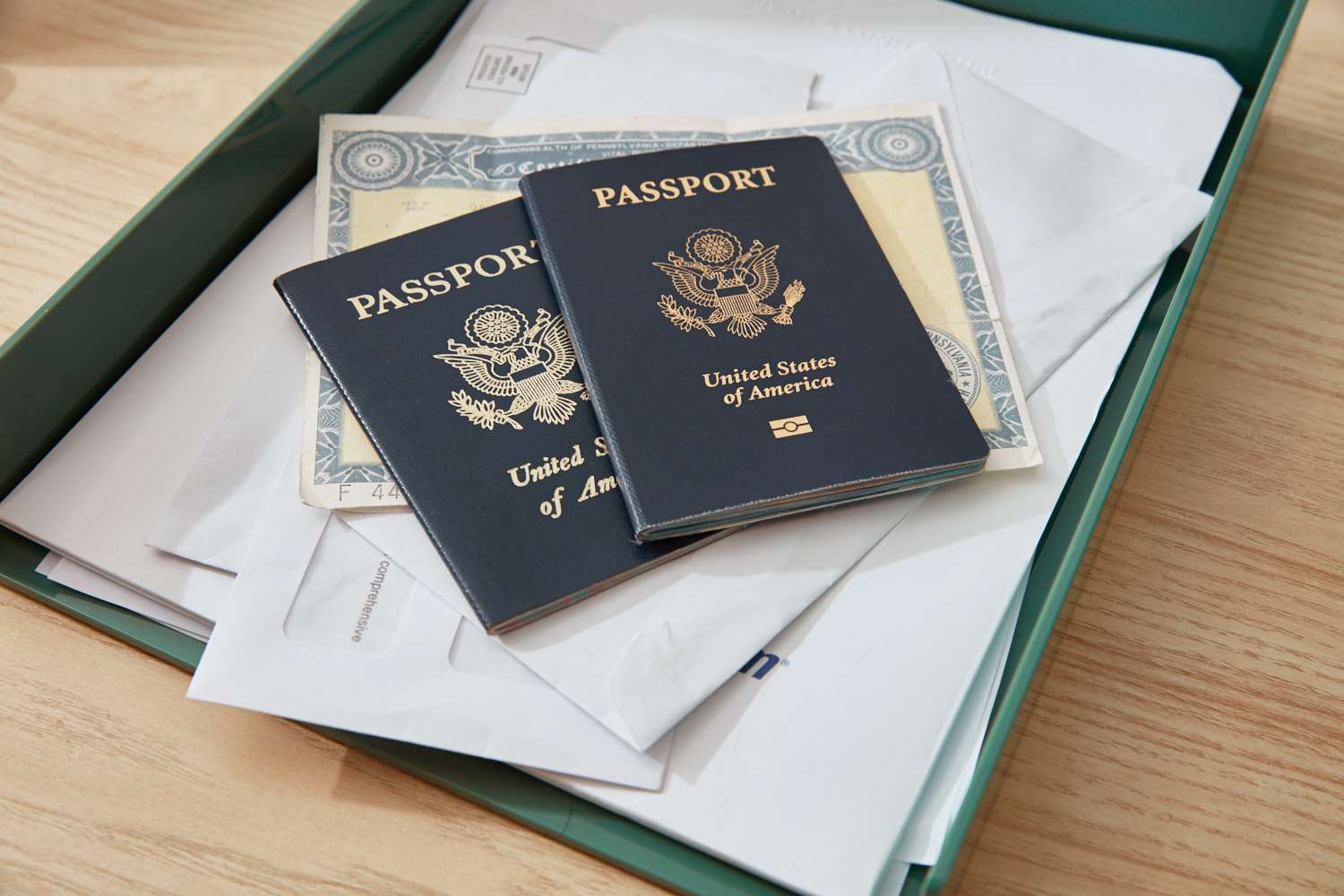how-long-to-keep-documents-2648494_store_3229-8059357376fa490e8db00f1350771d83